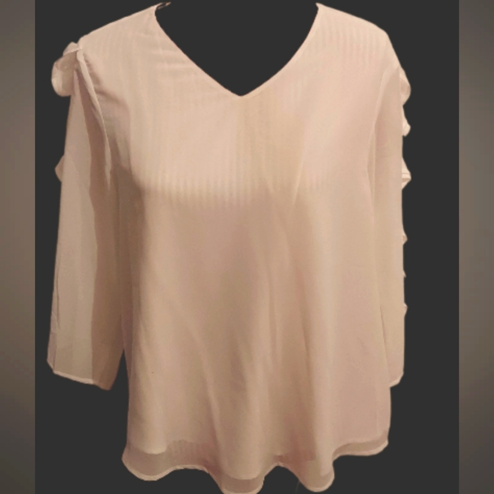 Anthony Richards 10 petite (MP) white flowy shirt, waterfall ruffle sleeves!